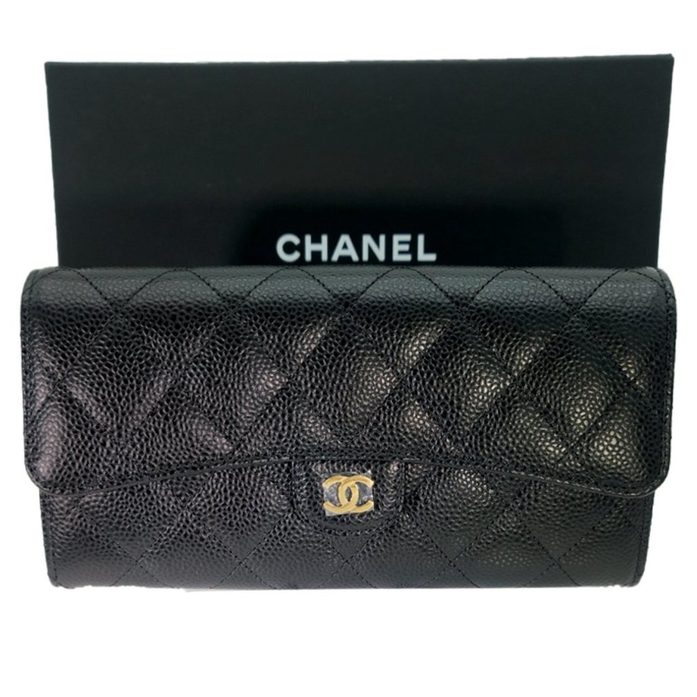 **SOLD** 🎁 with tags! Black & Gold Caviar Quilted Large Gusset Flap Wallet